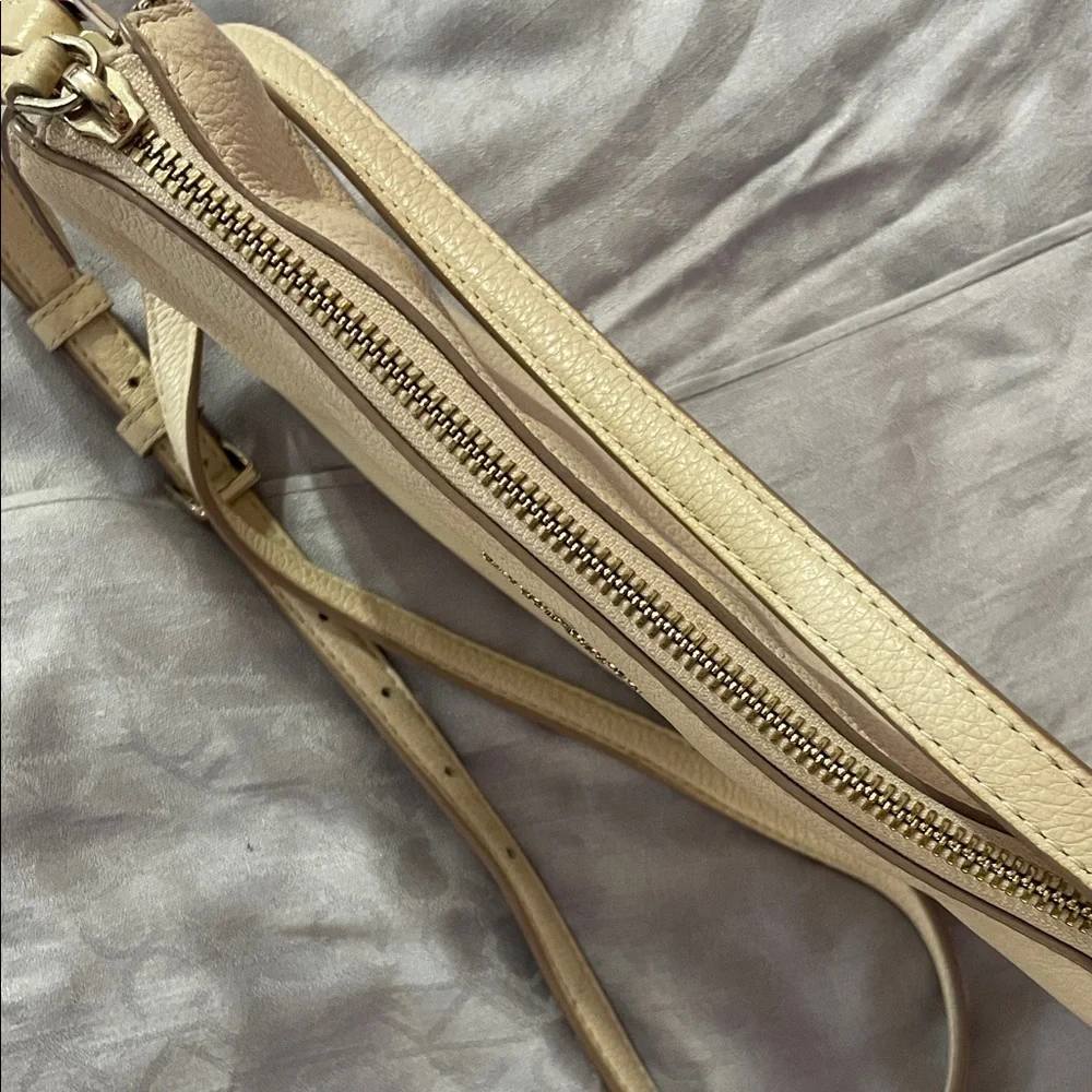 Kate Spade New York Bailey Cross Body Beige Medium Size